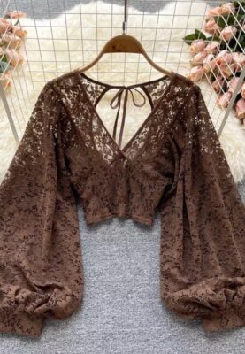 Vannie Blouse